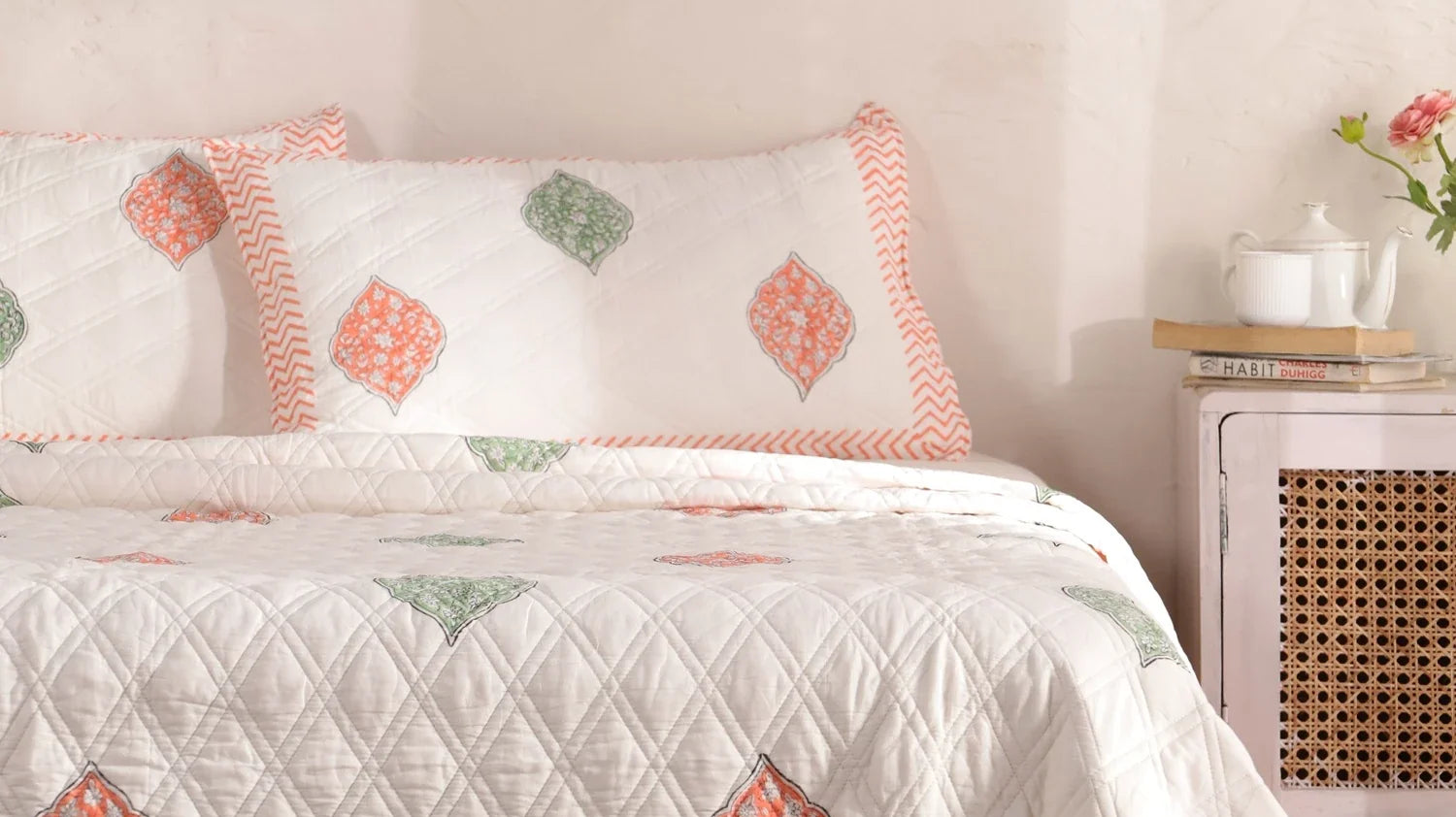 Wrap Yourself in Warmth: The Magic of Jaipuri Razai(Quilts) for Heavy Winter