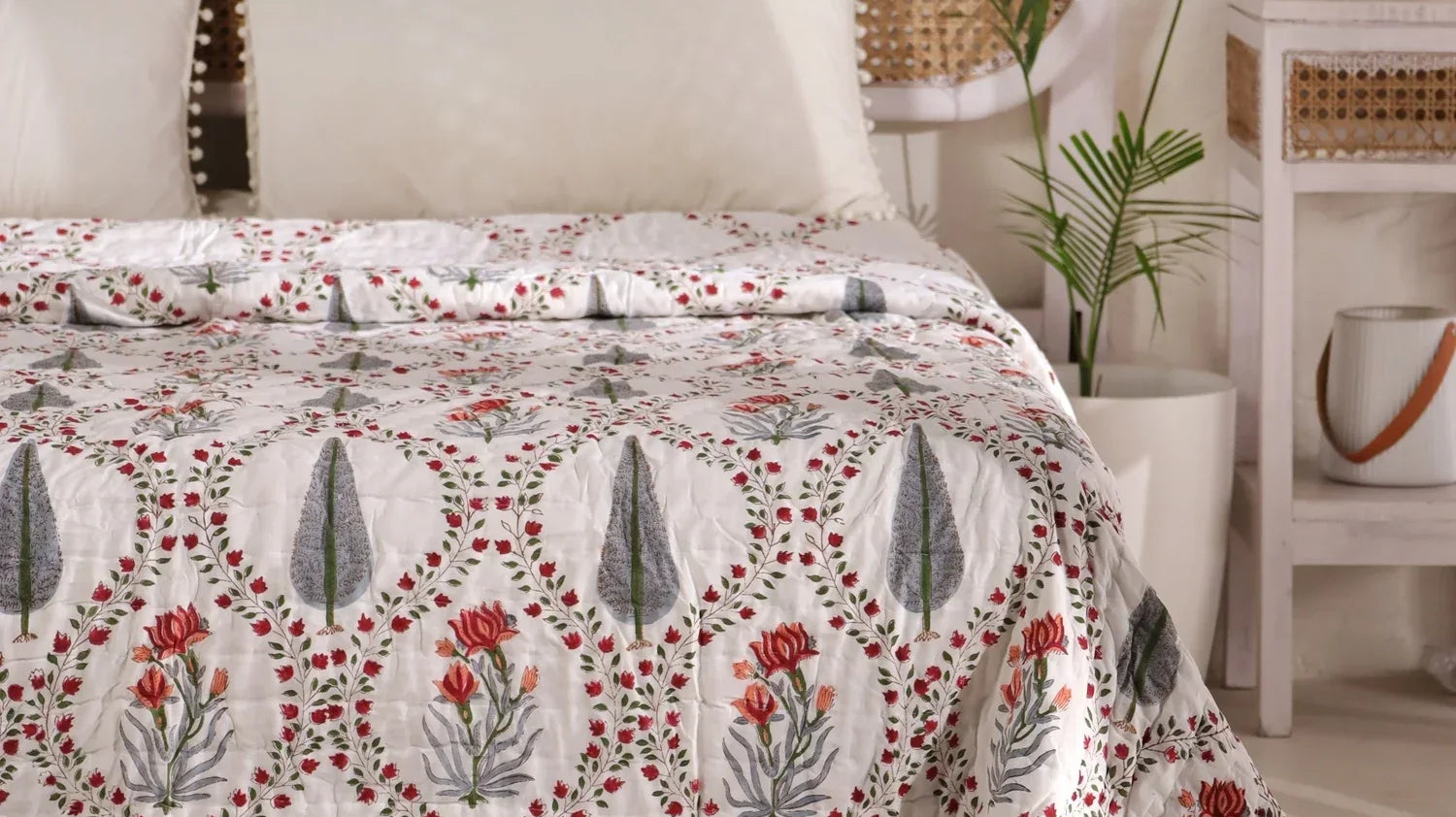 Buy Jaipuri Razai(Quilts) Online at housi.in - Made from 100% Cotton