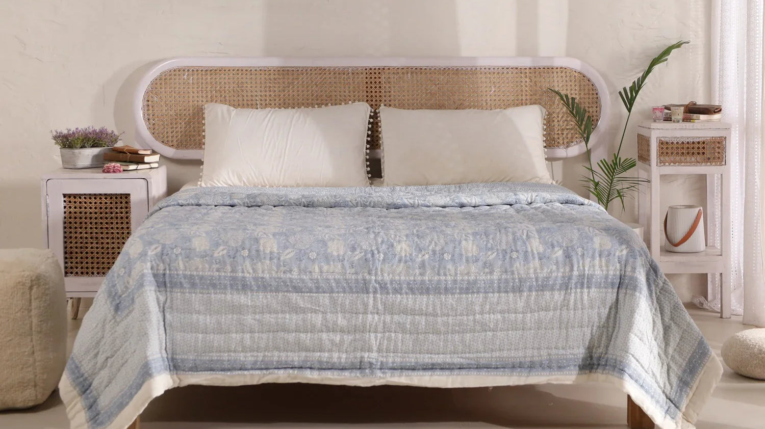 Shop Jaipuri Razai (Quilts) | Single and Double Bed Online: The Ultimate Guide by Housi.in